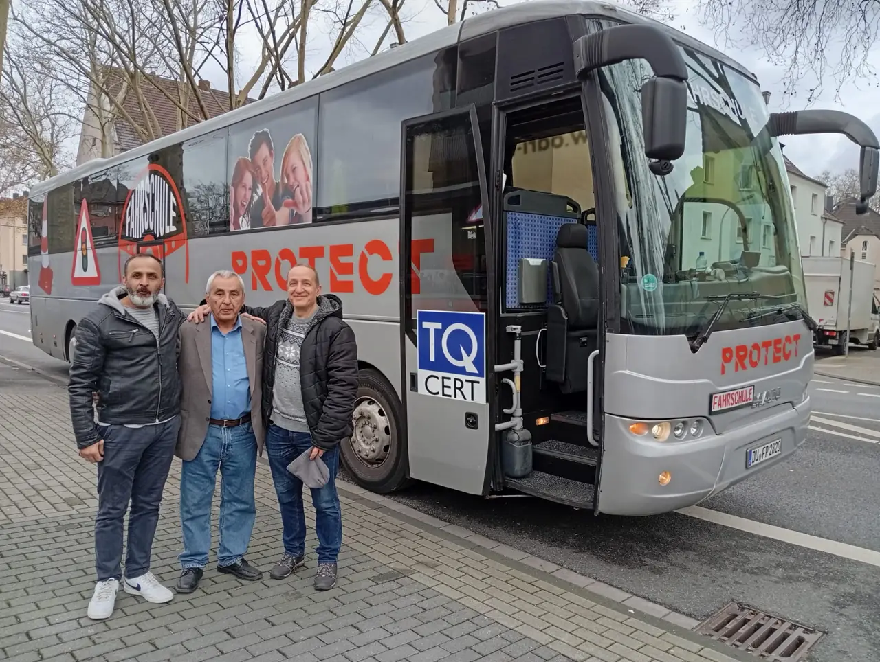 Ausbildungsbus für die Führerscheinklasse D der Fahrschule Protect